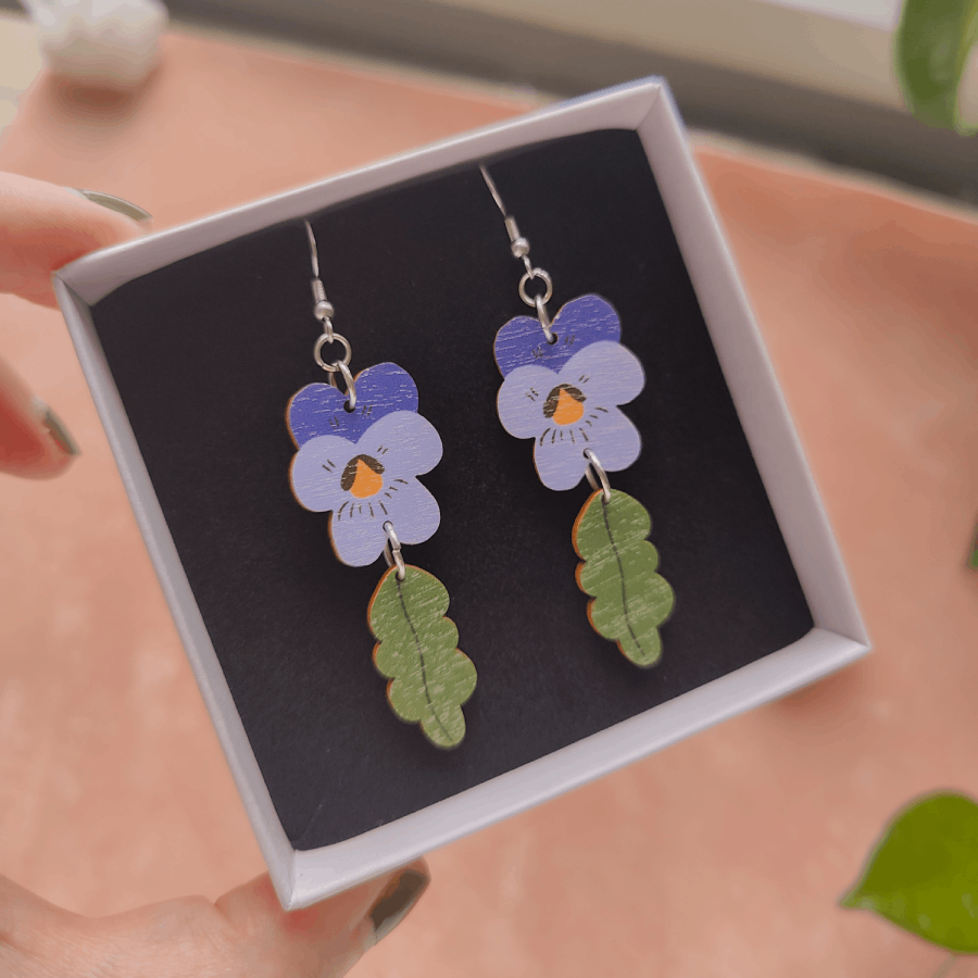 Orvokki | 2-laatuiset korvakorut