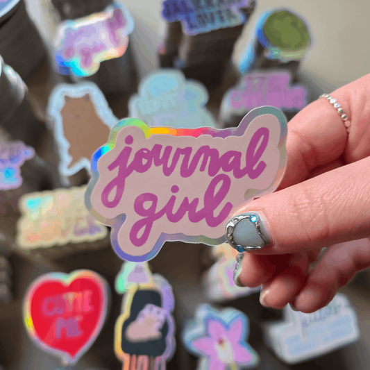 Journal Girl | Holograafinen tarra
