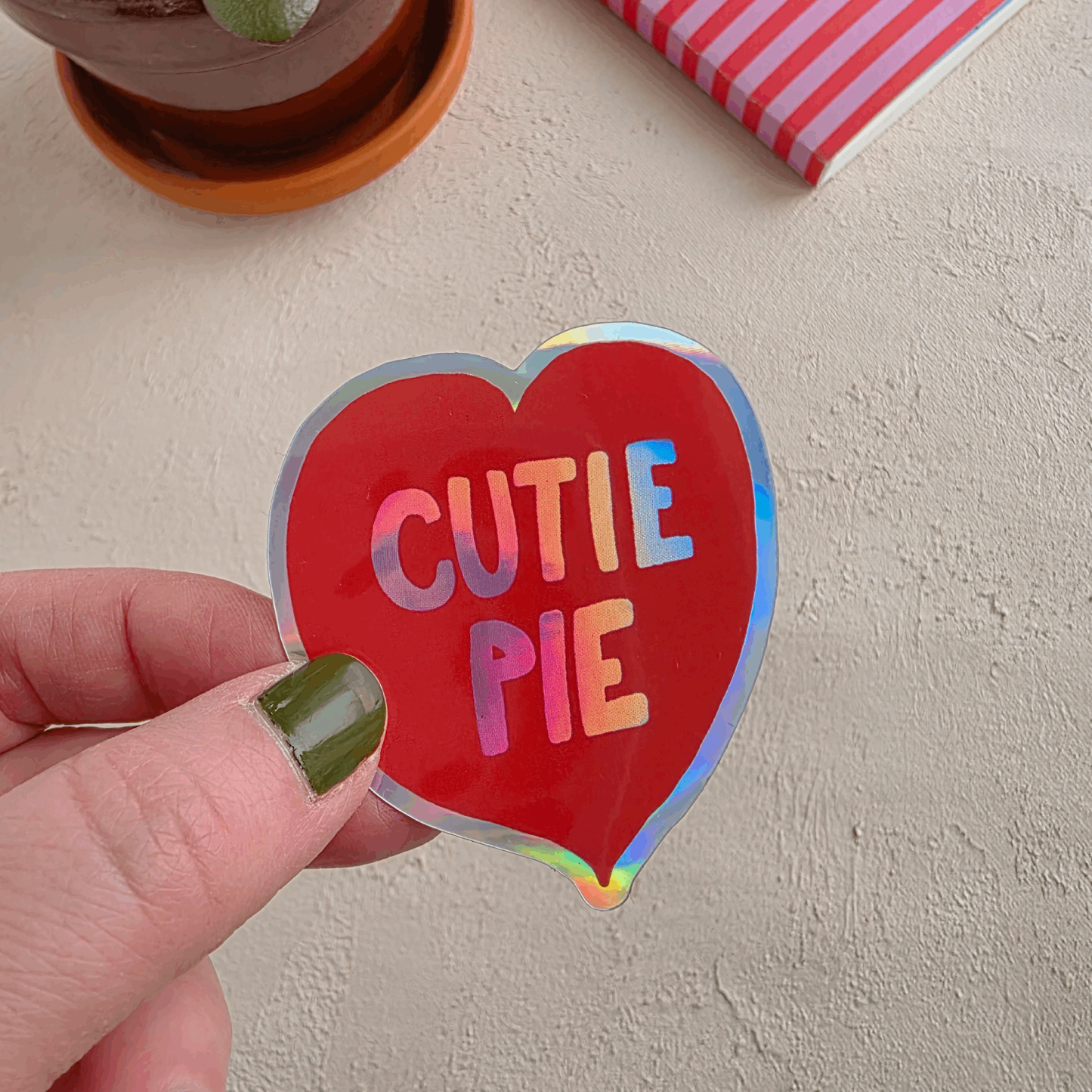 Cutie Pie | Holograafinen tarra